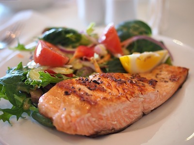 4 WAYS TO EAT YOUR WAY TO LOWER CHOLESTEROL