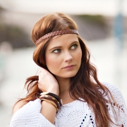  Thicker, Fuller, Longer Hair – Is THIS The Secret Weapon?